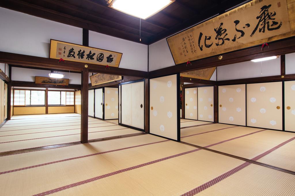 高野山 宿坊 熊谷寺 -Koyasan Shukubo Kumagaiji- Hotel Wakayama Exterior photo